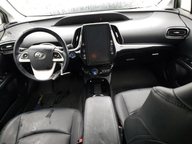 JTDKARFP0J3097084 - 2018 TOYOTA PRIUS PRIM Silber Foto 8