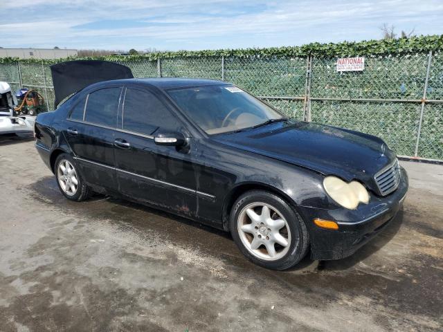 WDBRF84J73F407787 - 2003 MERCEDES-BENZ C 320 4MATIC BLACK photo 4