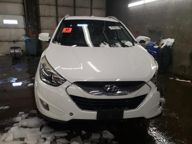 KM8JUCAG8FU974652 - 2015 HYUNDAI TUCSON LIM WHITE photo 5