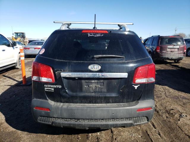 5XYKT4A1XBG152928 - 2011 KIA SORENTO BASE BLACK photo 6