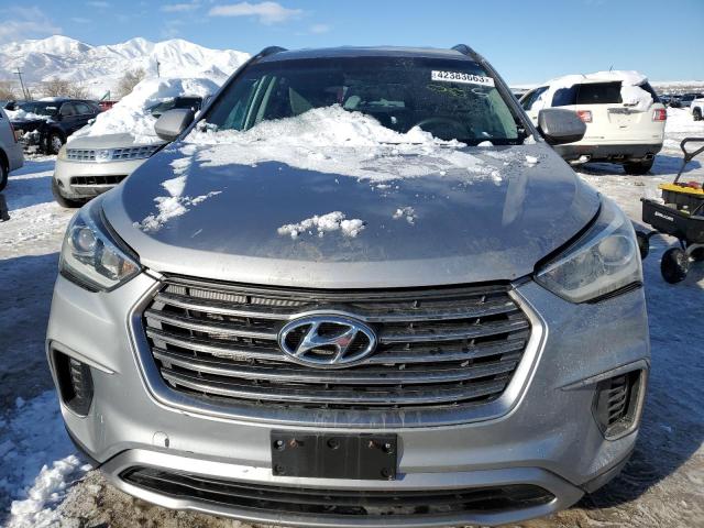 KM8SMDHF5HU222000 - 2017 HYUNDAI SANTA FE SE GRAY photo 5