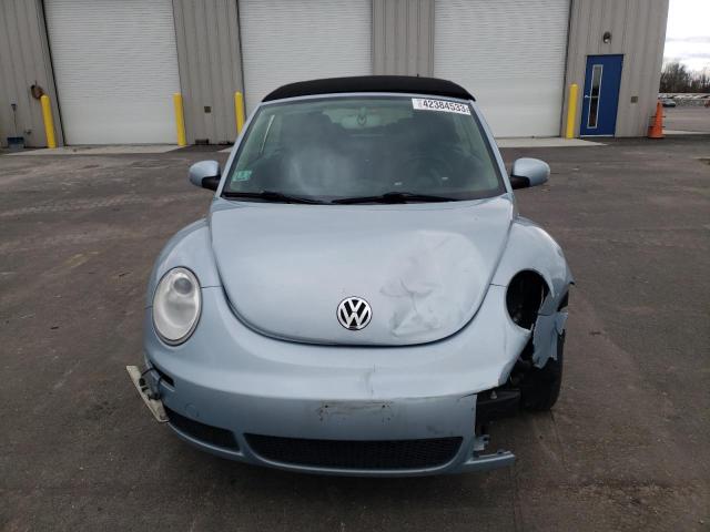 3VWRG3ALXAM008891 - 2010 VOLKSWAGEN NEW BEETLE BLUE photo 5