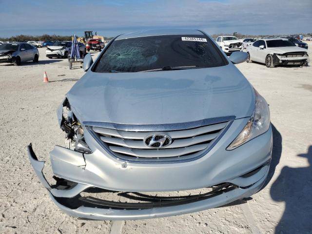 5NPEB4AC3CH403896 - 2012 HYUNDAI SONATA GLS SILVER photo 5