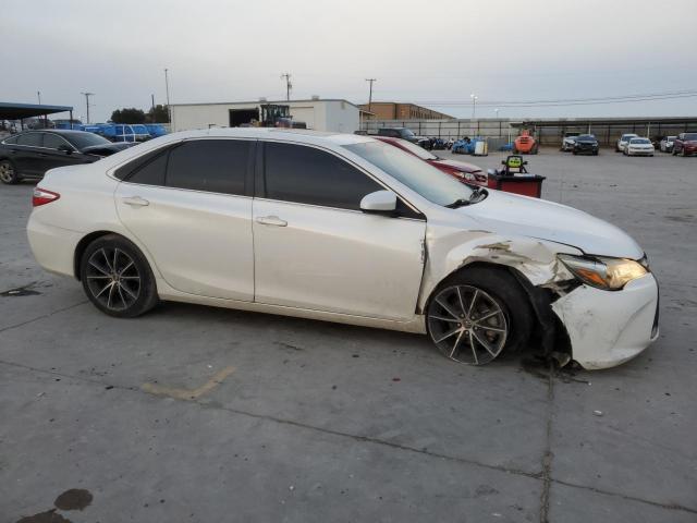 4T1BF1FK5FU064974 - 2015 TOYOTA CAMRY LE WHITE photo 4