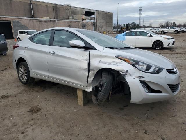 5NPDH4AEXFH556422 - 2015 HYUNDAI ELANTRA SE SILVER photo 4