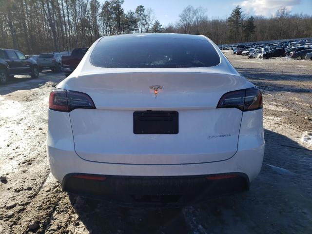 7SAYGDEE4PF841876 - 2023 TESLA MODEL Y WHITE photo 6