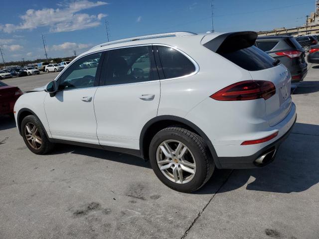 WP1AA2A28GKA36173 - 2016 PORSCHE CAYENNE WHITE photo 2