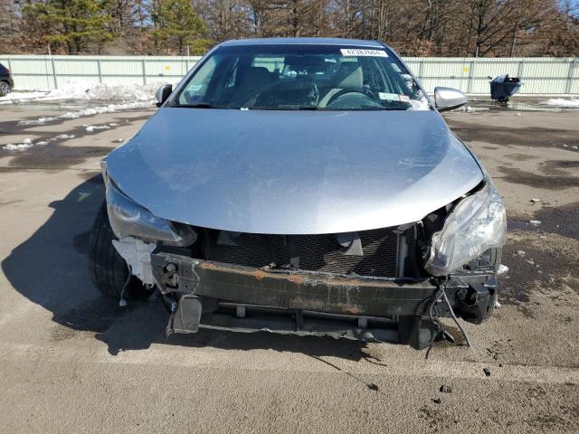 4T1BF1FK5GU570421 - 2016 TOYOTA CAMRY LE SILVER photo 5