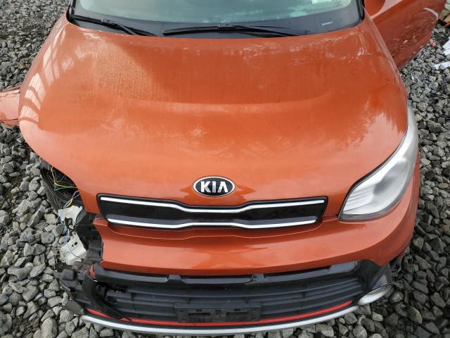 KNDJX3AA3J7546826 - 2018 KIA SOUL ! ORANGE photo 11