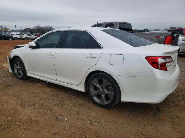 4T1BF1FK3CU632814 - 2012 TOYOTA CAMRY BASE WHITE photo 2