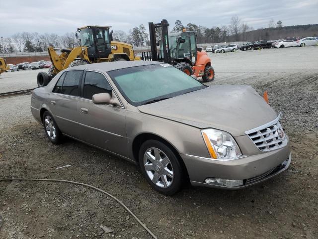 1G6KD57Y17U124399 - 2007 CADILLAC DTS GOLD photo 4