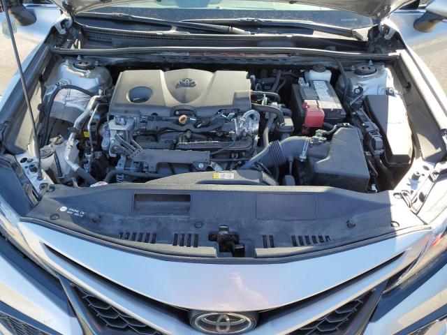 4T1K61AK0NU618346 - 2022 TOYOTA CAMRY XSE SILVER photo 11