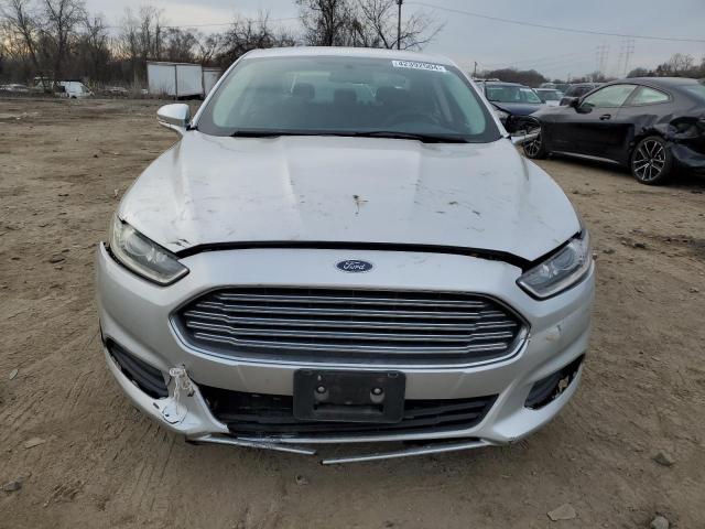 3FA6P0H75FR122245 - 2015 FORD FUSION SE SILVER photo 5