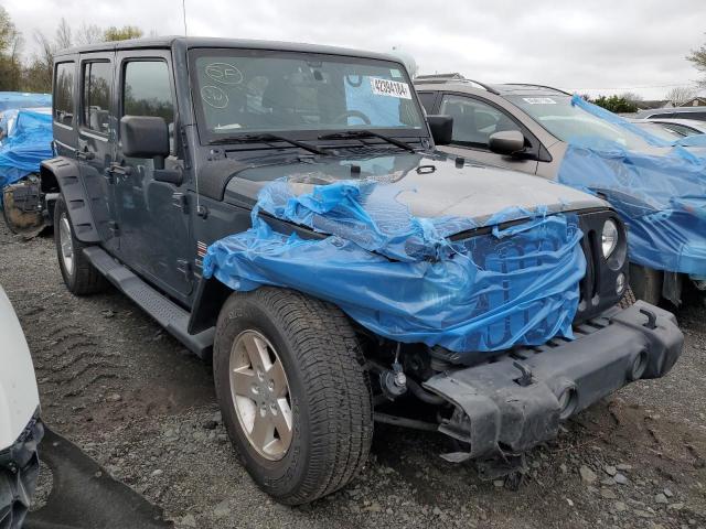 1C4BJWDG2JL896477 - 2018 JEEP WRANGLER U SPORT GRAY photo 4