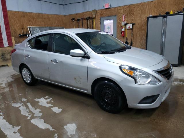 3N1CN7AP7KL838862 - 2019 NISSAN VERSA S SILVER photo 4