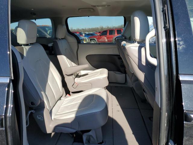 2C4RC1EG9HR538255 - 2017 CHRYSLER PACIFICA TOURING L PLUS BLACK photo 11