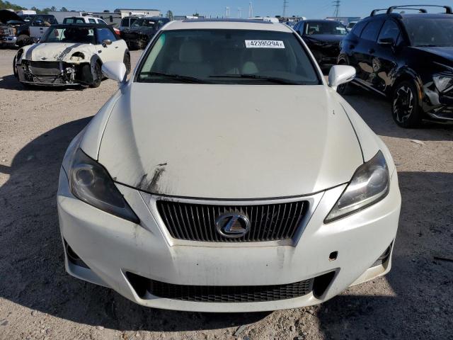 JTHBF5C24B5152658 - 2011 LEXUS IS 250 WHITE photo 5