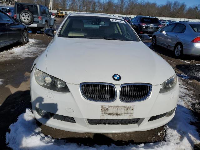 WBAWB33598P131618 - 2008 BMW 328 I WHITE photo 5