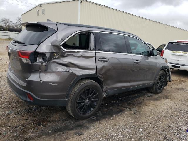 5TDKZRFH4KS571314 - 2019 TOYOTA HIGHLANDER SE GRAY photo 3