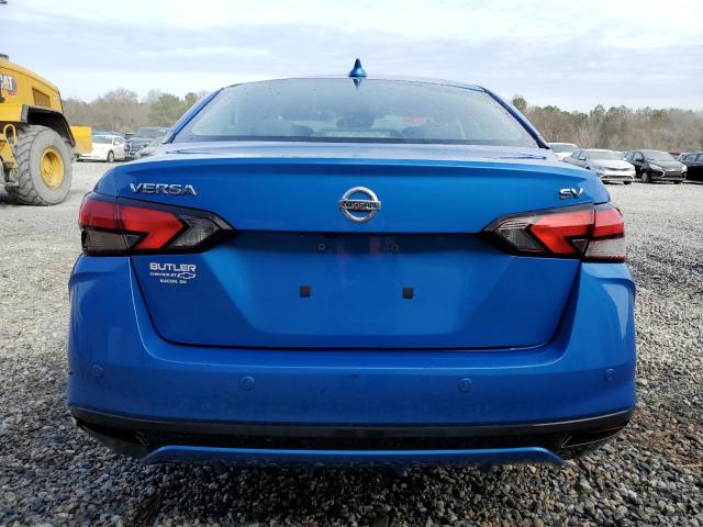 3N1CN8EV9LL864279 - 2020 NISSAN VERSA SV BLUE photo 6