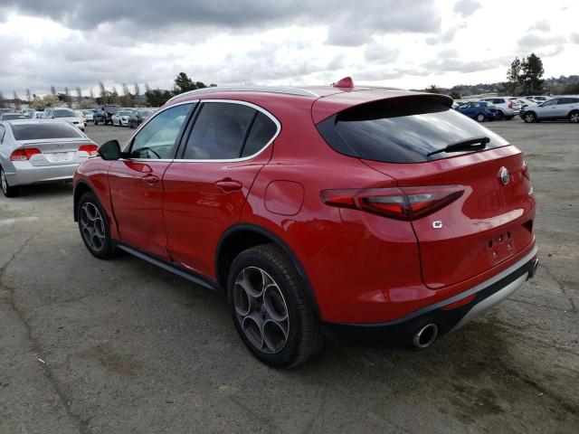 ZASFAKAN4J7B70746 - 2018 ALFA ROMEO STELVIO RED photo 2