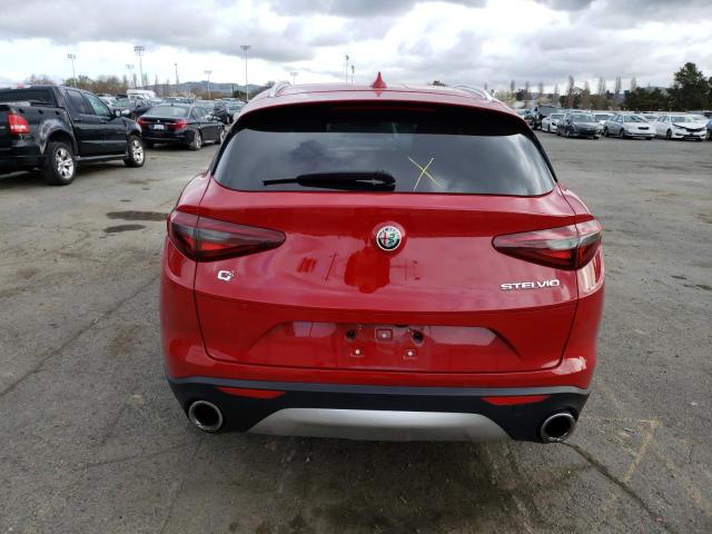 ZASFAKAN4J7B70746 - 2018 ALFA ROMEO STELVIO RED photo 6