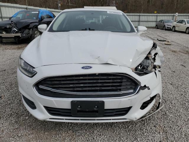 3FA6P0H71GR187093 - 2016 FORD FUSION SE WHITE photo 5