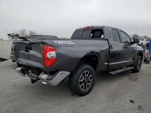 5TFRY5F19KX248089 - 2019 TOYOTA TUNDRA DOUBLE CAB SR/SR5 GRAY photo 3