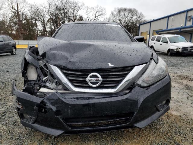 1N4AL3AP5JC139846 - 2018 NISSAN ALTIMA 2.5 BLACK photo 5