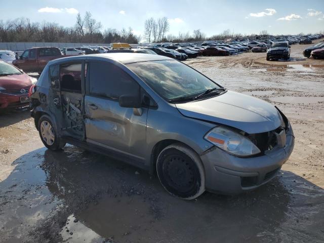 3N1BC1CP1AL433445 - 2010 NISSAN VERSA S SILVER photo 4