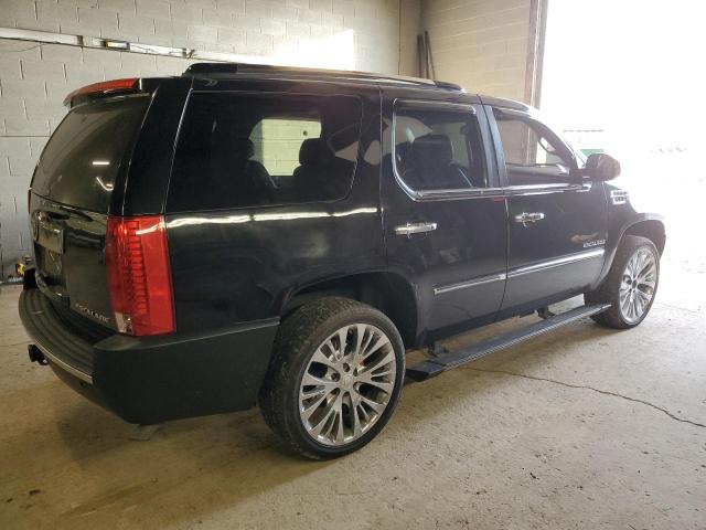 1GYUKCEF2AR162522 - 2010 CADILLAC ESCALADE PREMIUM BLACK photo 3