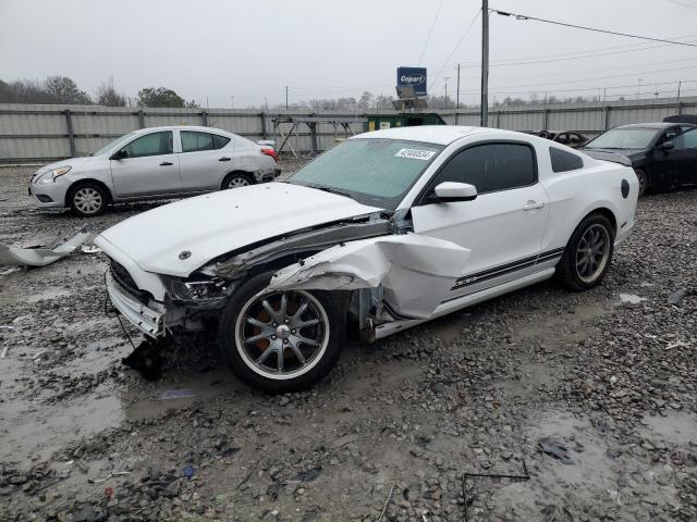 1ZVBP8AM0E5302626 - 2014 FORD MUSTANG WHITE photo 1