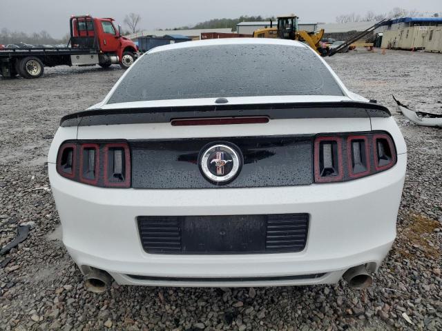 1ZVBP8AM0E5302626 - 2014 FORD MUSTANG WHITE photo 6