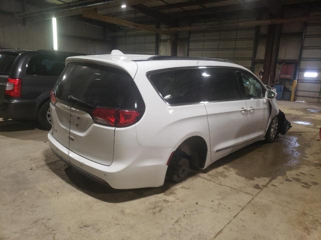 2C4RC1BG8HR572515 - 2017 CHRYSLER PACIFICA TOURING L WHITE photo 3