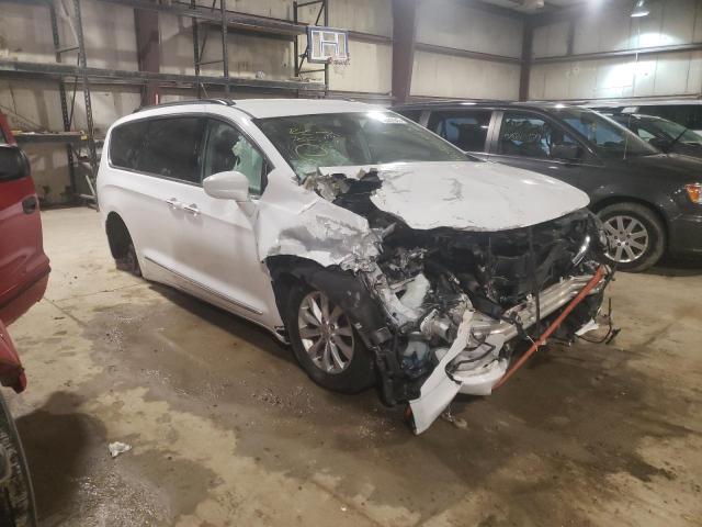 2C4RC1BG8HR572515 - 2017 CHRYSLER PACIFICA TOURING L WHITE photo 4