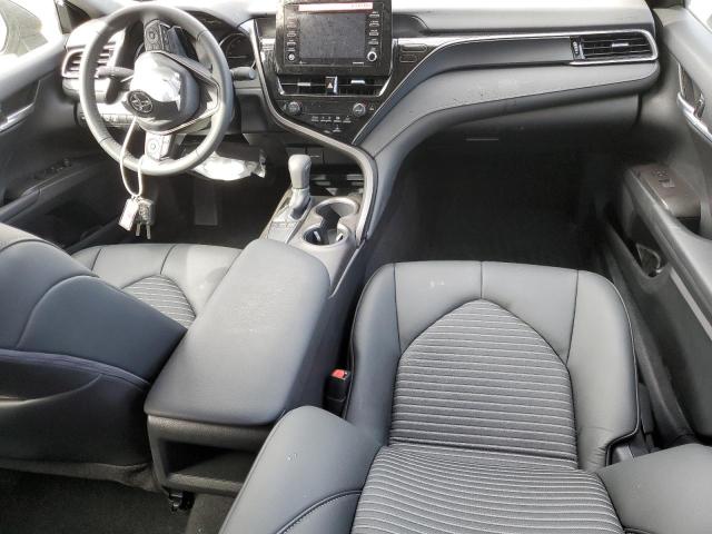 4T1G11AK1RU853431 - 2024 TOYOTA CAMRY SE NIGHT SHADE GRAY photo 8