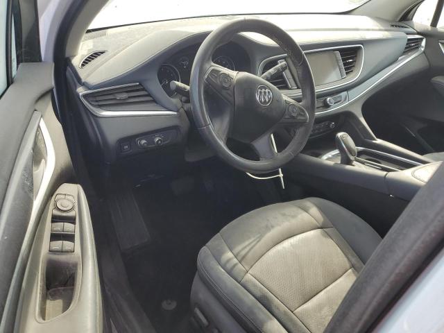 5GAERBKW5JJ122102 - 2018 BUICK ENCLAVE ESSENCE Beyaz fotoğraf 8