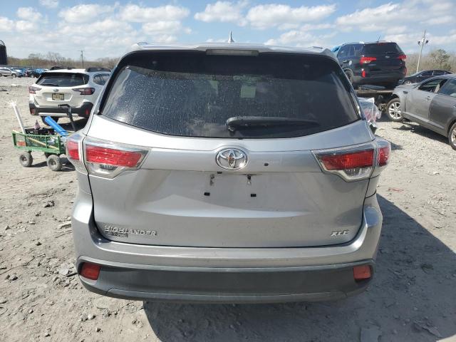 5TDKKRFH2ES007458 - 2014 TOYOTA HIGHLANDER XLE SILVER photo 6