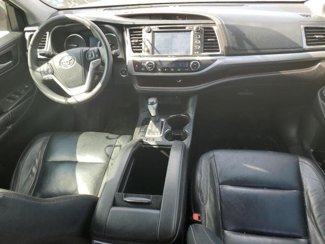 5TDKKRFH2ES007458 - 2014 TOYOTA HIGHLANDER XLE SILVER photo 8