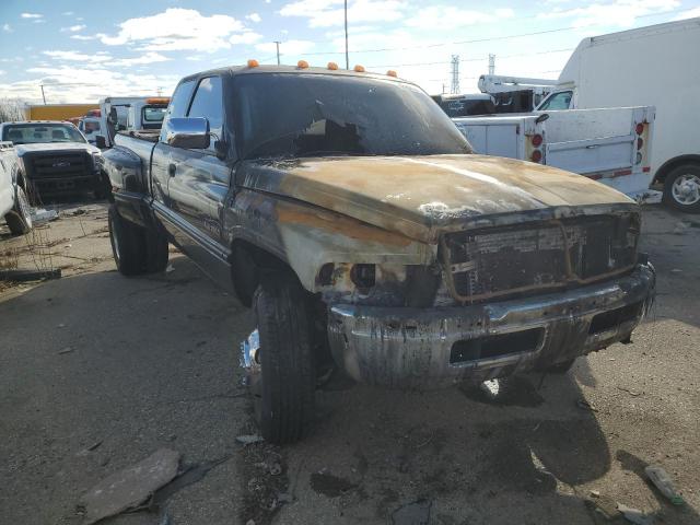 3B7MF33D9VM563665 - 1997 DODGE RAM 3500 BLACK photo 4