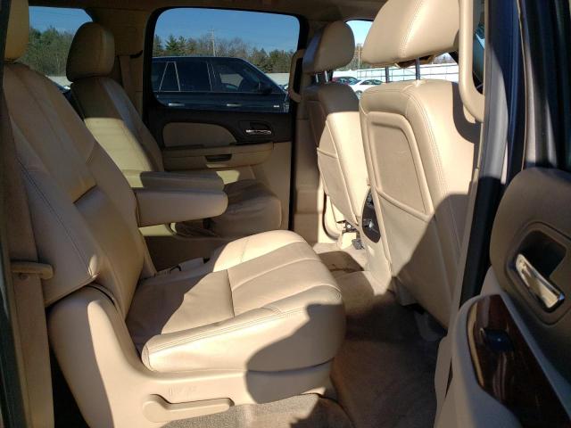 1GNSKJE75CR321974 - 2012 CHEVROLET SUBURBAN K1500 LT TAN photo 11