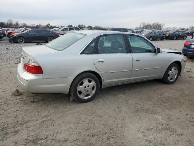 4T1BF28B34U389073 - 2004 TOYOTA AVALON XL SILVER photo 3