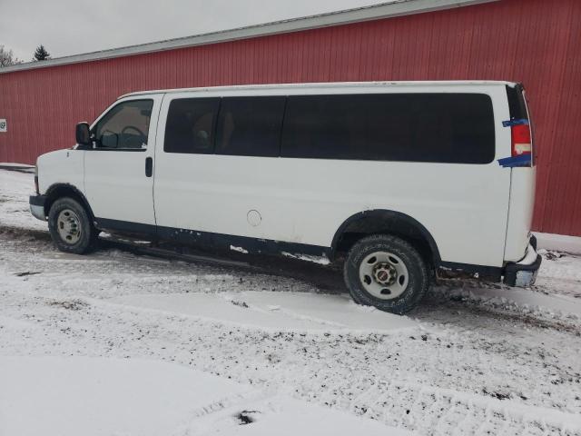 1GJHG39U371225242 - 2007 GMC SAVANA G3500 WHITE photo 2