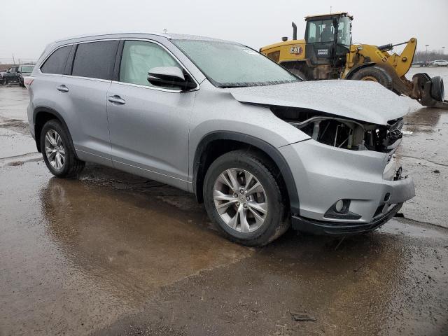 5TDJKRFH5FS109009 - 2015 TOYOTA HIGHLANDER XLE GRAY photo 4