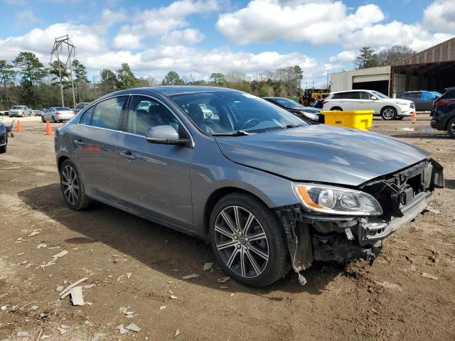 LYV402HK0HB136291 - 2017 VOLVO S60 PREMIER GRAY photo 4