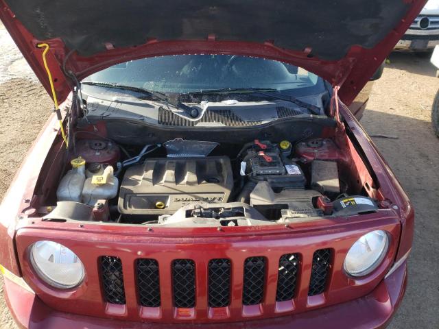 1C4NJRFB2HD195913 - 2017 JEEP PATRIOT LATITUDE RED photo 12