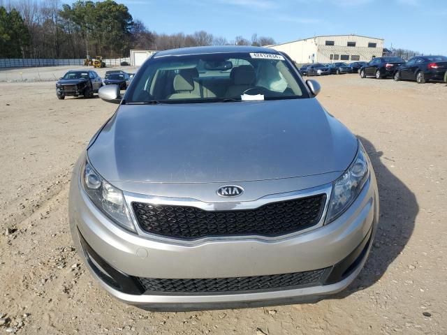 KNAGM4A74D5373117 - 2013 KIA OPTIMA LX SILVER photo 5