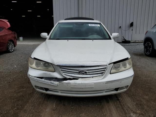 KMHFC46F38A305062 - 2008 HYUNDAI AZERA SE WHITE photo 5