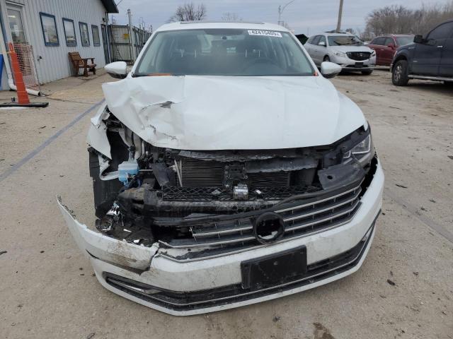 1VWLA7A37KC010650 - 2019 VOLKSWAGEN PASSAT WOLFSBURG 白色 照片 5