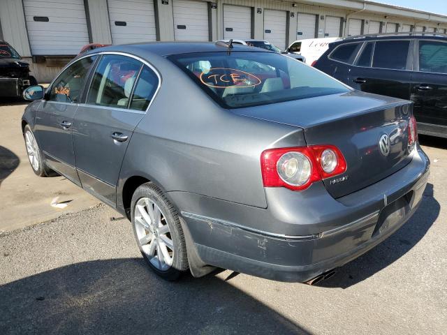 WVWEK73C16P064062 - 2006 VOLKSWAGEN PASSAT 2.0T LUXURY GRAY photo 2